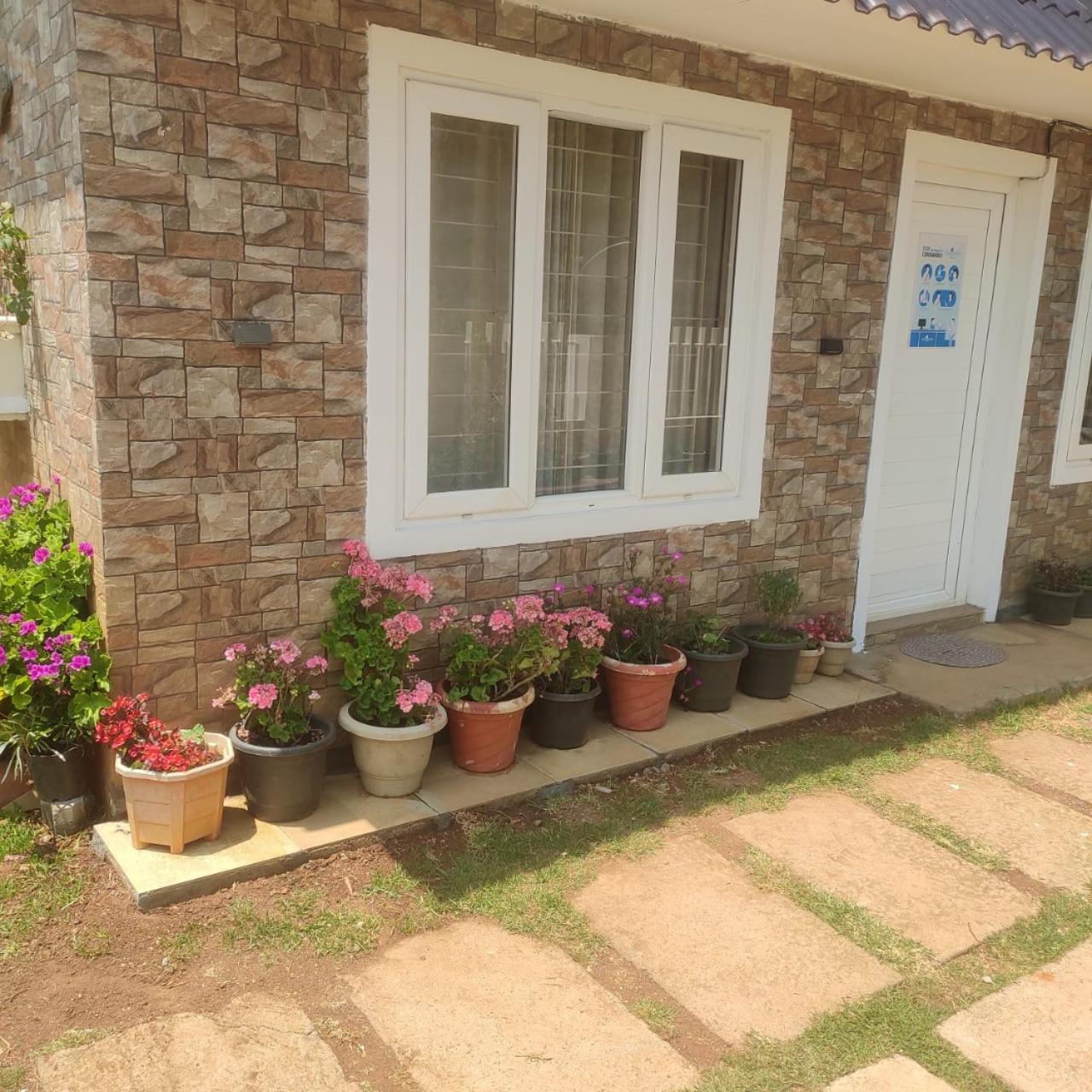 Villa Snowdrops Ooty Exterior foto